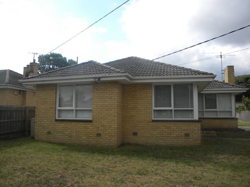 33 Morton Street, Clayton VIC 3168
