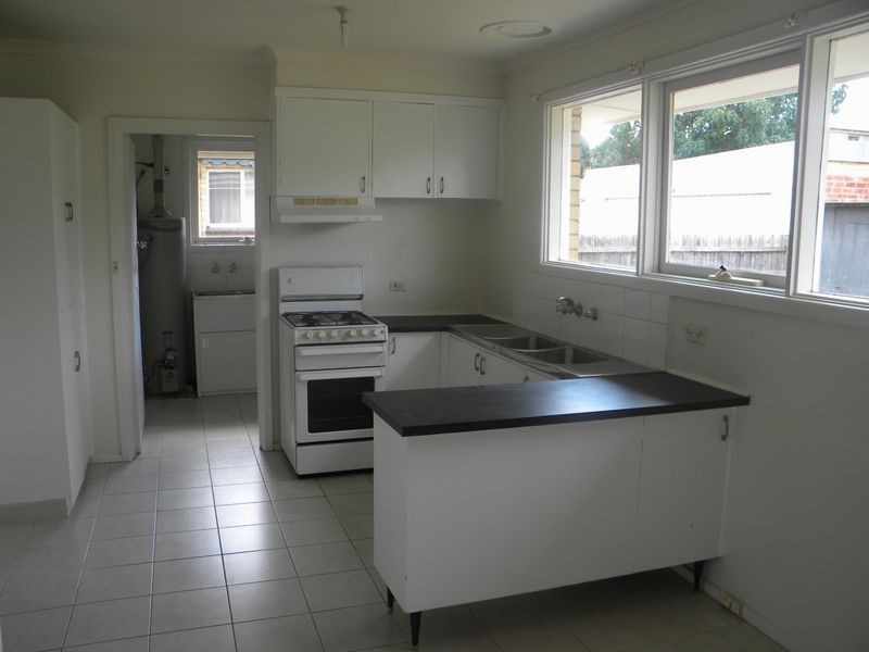 33 Morton Street, Clayton VIC 3168