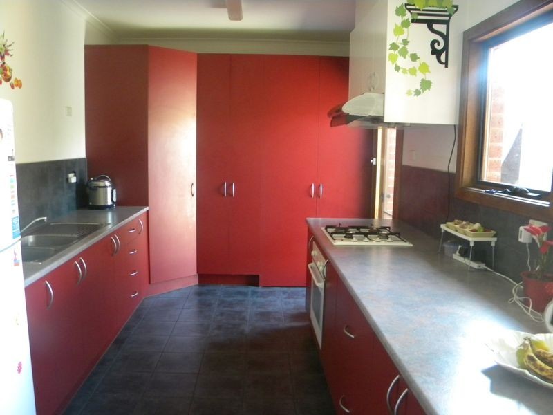 2/40 Gordon Avenue, Oakleigh East VIC 3166