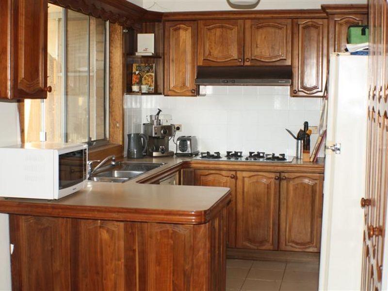 29 Tudor Street, Bentleigh East VIC 3165