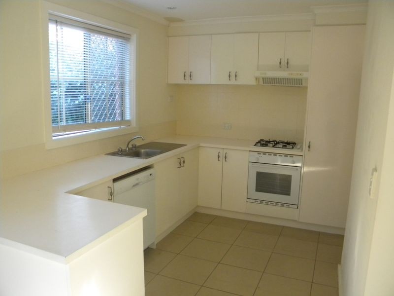 2/12 Margaret Street, Clayton VIC 3168