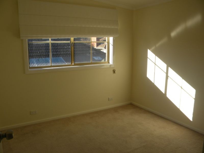 2/12 Margaret Street, Clayton VIC 3168