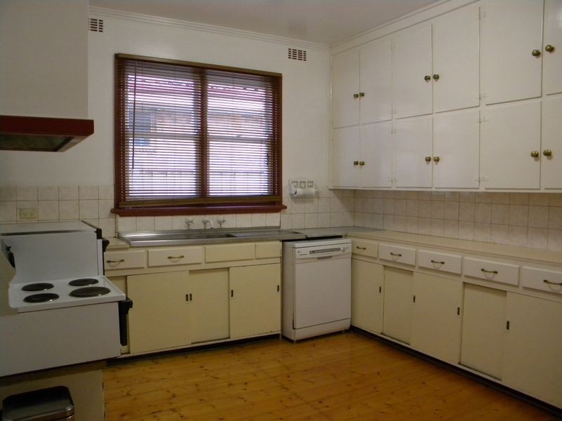 910 Centre Road, Bentleigh East VIC 3165