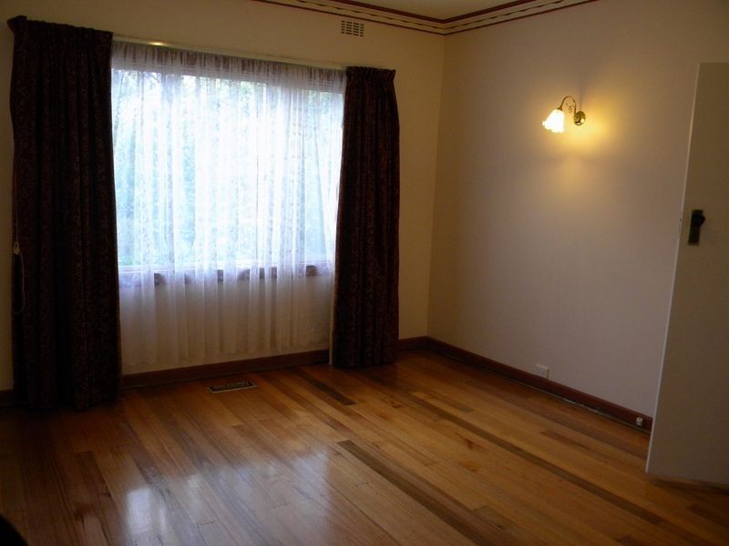 910 Centre Road, Bentleigh East VIC 3165