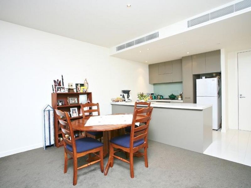 721/55 Queens Road, Melbourne VIC 3000