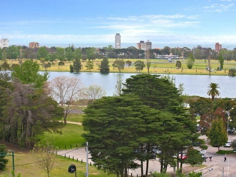 721/55 Queens Road, Melbourne VIC 3000