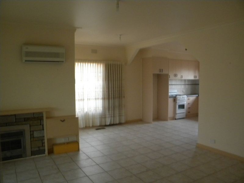 26 Lawson Street, Oakleigh East VIC 3166