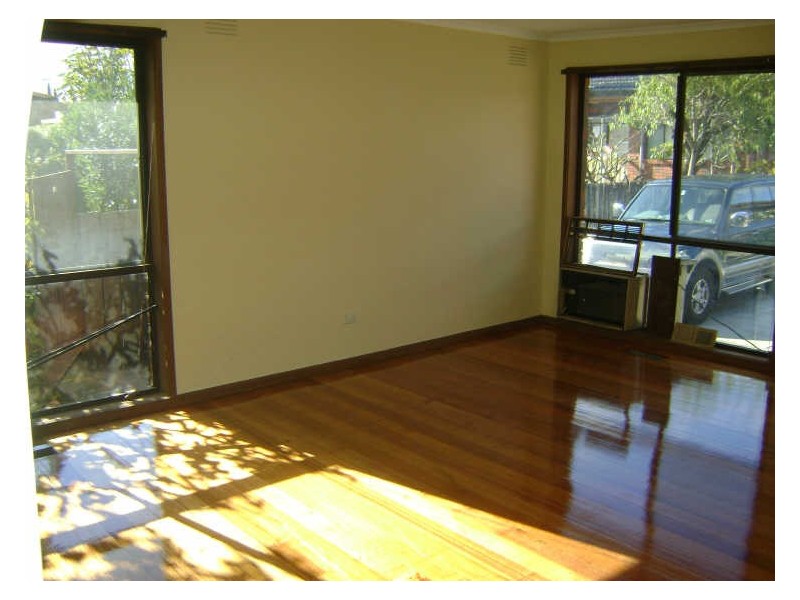 3/3 Golf Road, Oakleigh South VIC 3167