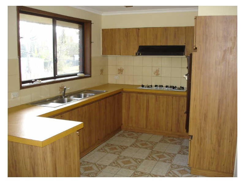 3/3 Golf Road, Oakleigh South VIC 3167