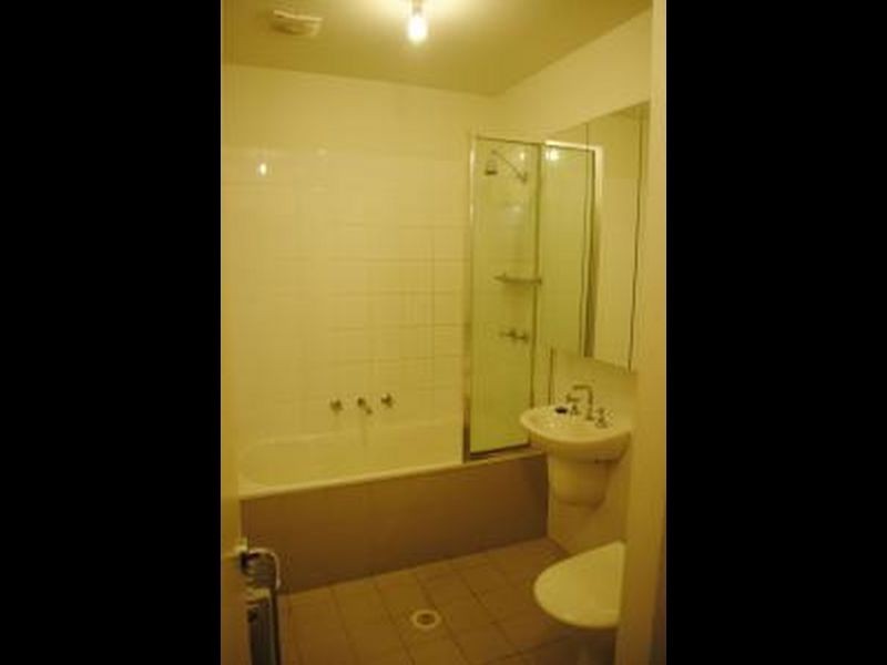 19/1 Greenfield Drive, Clayton VIC 3168