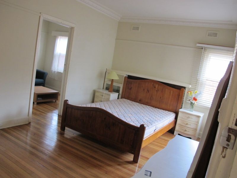 360 Haughton Road, Clayton VIC 3168