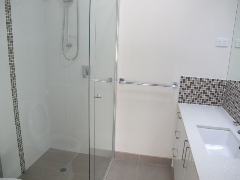 3/5 Churchill Avenue, Chadstone VIC 3148