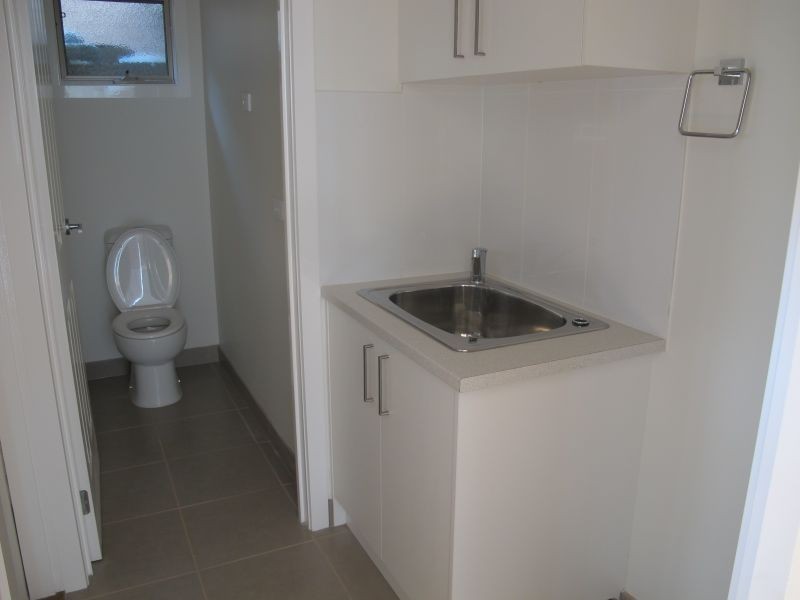 3/5 Churchill Avenue, Chadstone VIC 3148