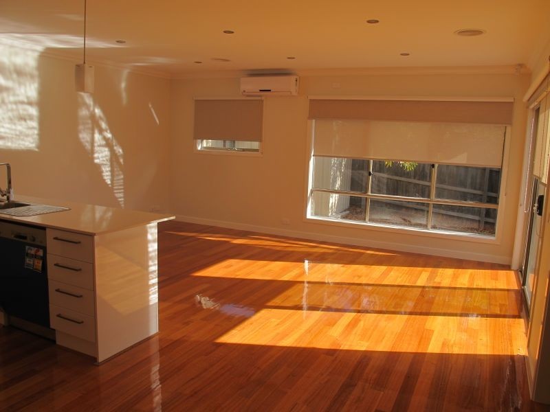 4/5 Churchill Avenue, Chadstone VIC 3148