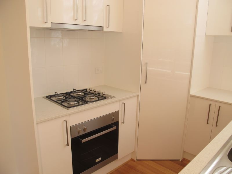 4/5 Churchill Avenue, Chadstone VIC 3148