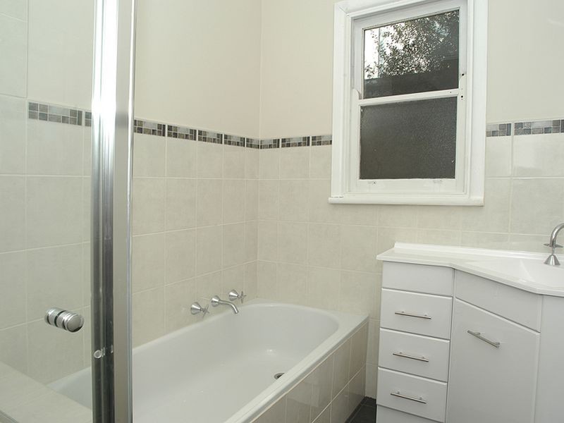 24 Best St, Oakleigh VIC 3166