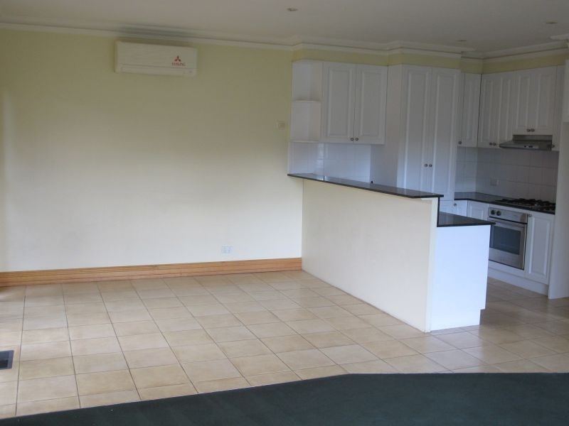 1/6 Stewart Road, Oakleigh East VIC 3166