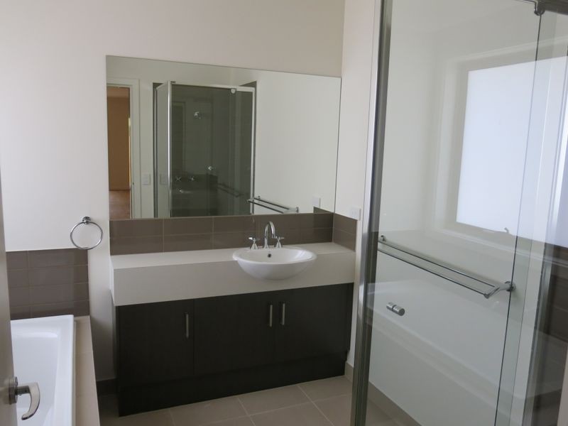 1/434 Haughton Road, Clayton VIC 3168