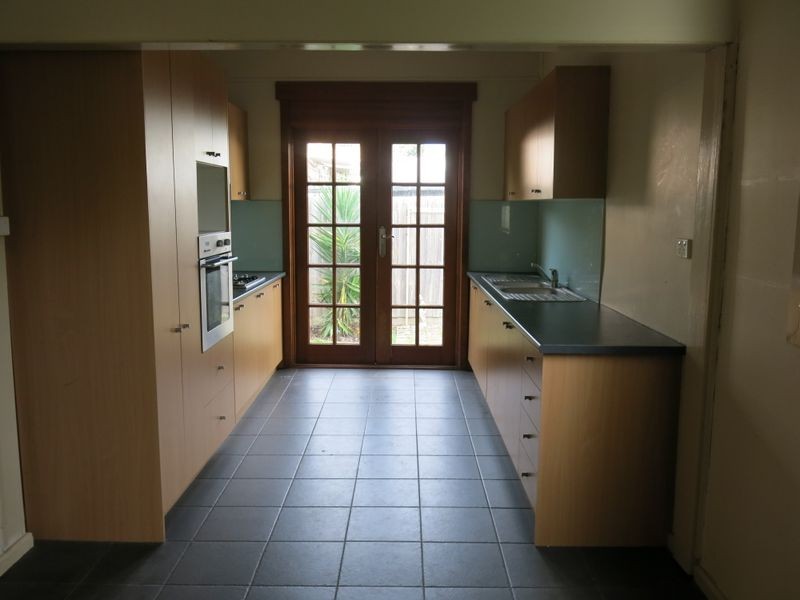 1/146 Atherton Road, Oakleigh VIC 3166