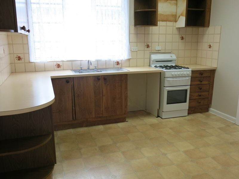 2 Oxford Street, Frankston VIC 3199