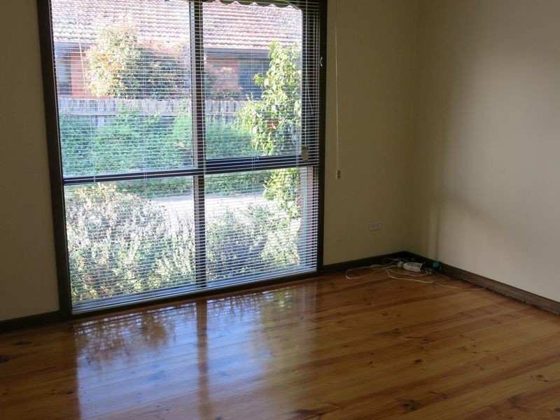 2/26 Golf Links Avenue, Oakleigh VIC 3166