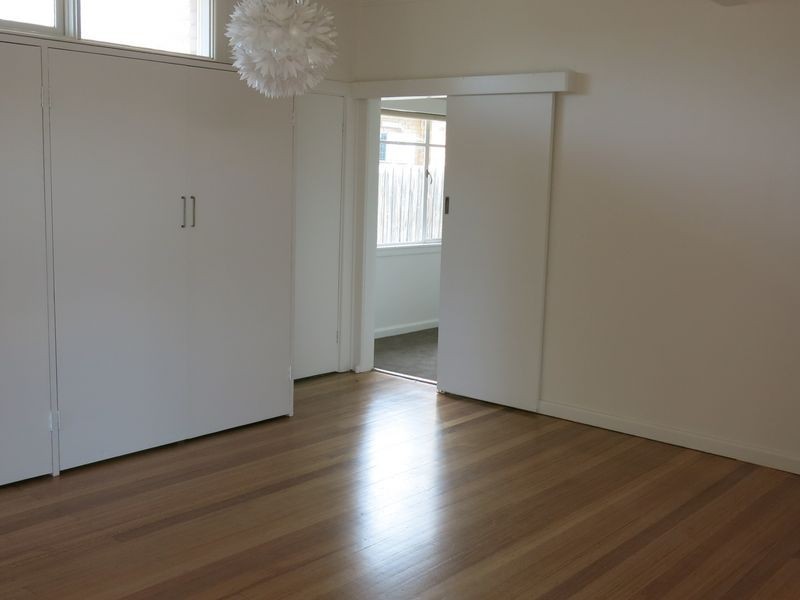 18 Guest Street, Oakleigh South VIC 3167