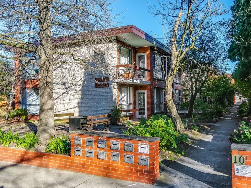 12/10 Albert Avenue, Oakleigh VIC 3166