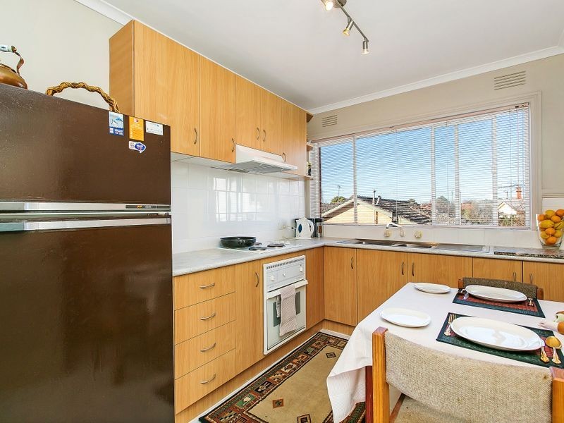 12/10 Albert Avenue, Oakleigh VIC 3166