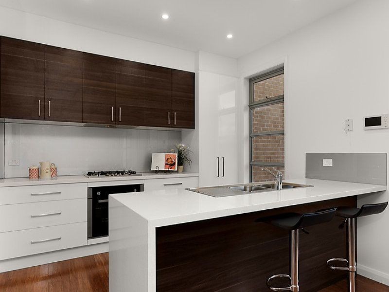 2/23 Ivanhoe Grove, Malvern East VIC 3145