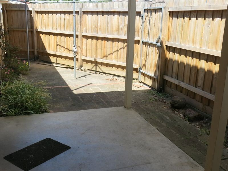 1/38 Waverley Road, Chadstone VIC 3148