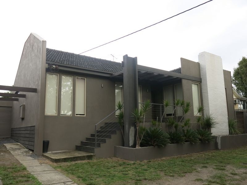 4 Highland Avenue, Oakleigh East VIC 3166