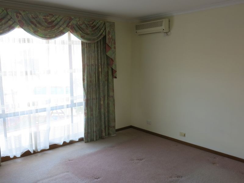 8 Emily Court, Clarinda VIC 3169