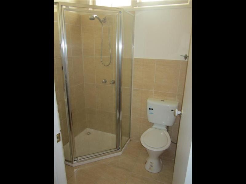 2/8 Adelaide Street, Murrumbeena VIC 3163