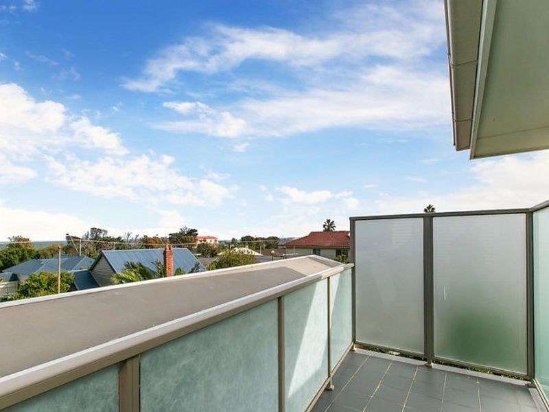 5/7 Centreway, Mordialloc VIC 3195