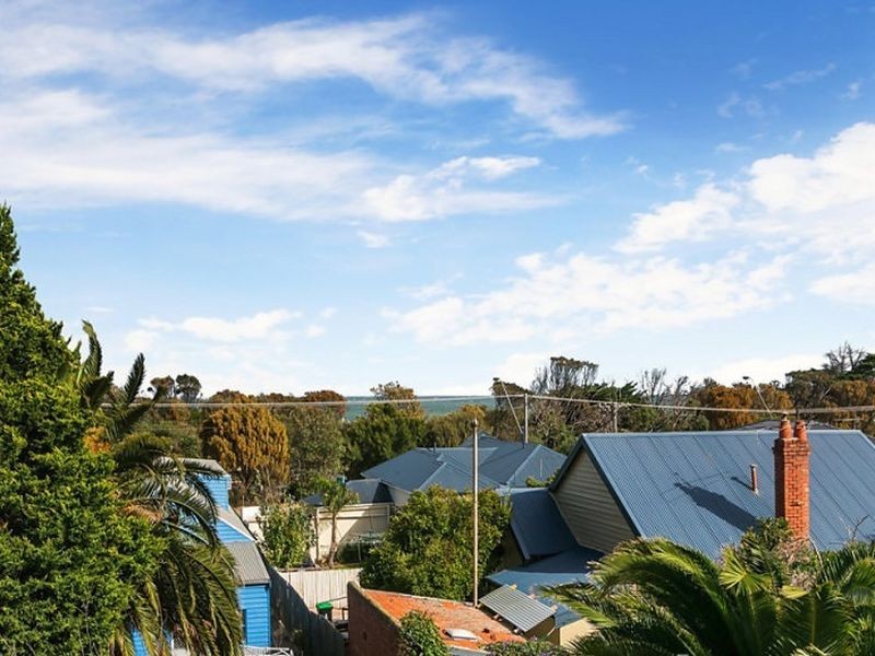 5/7 Centreway, Mordialloc VIC 3195