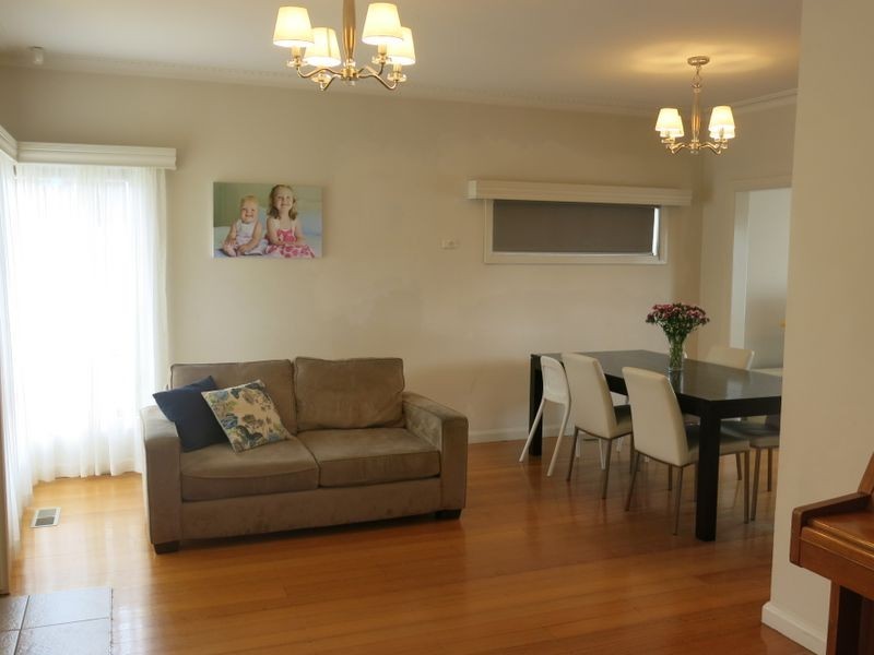 1/4 The Parade, Clarinda VIC 3169