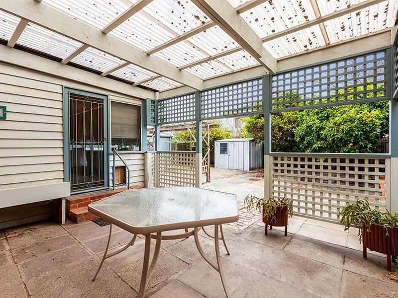 195 Kambrook Road, Caulfield VIC 3162