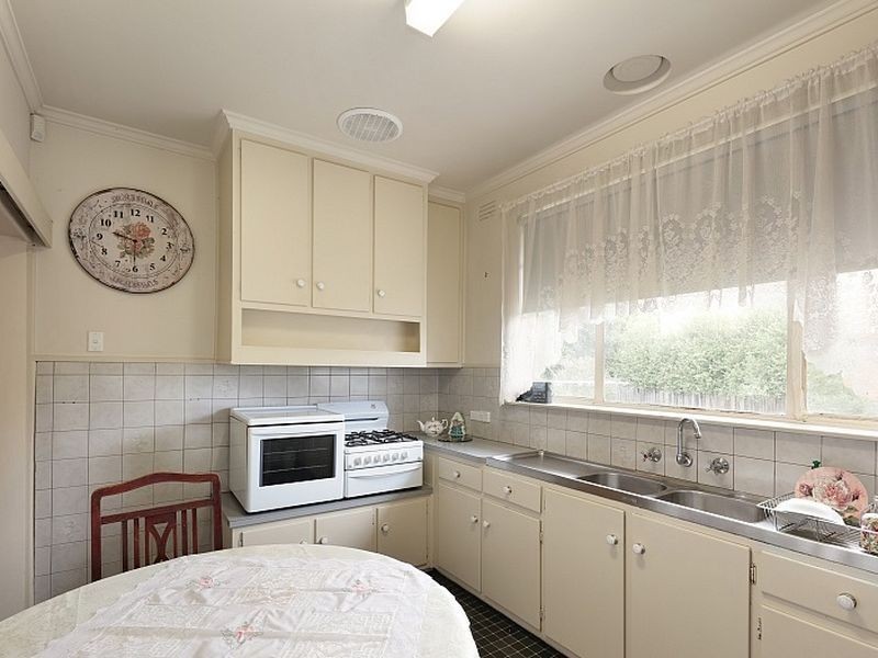 9 Noora Avenue, Bentleigh East VIC 3165