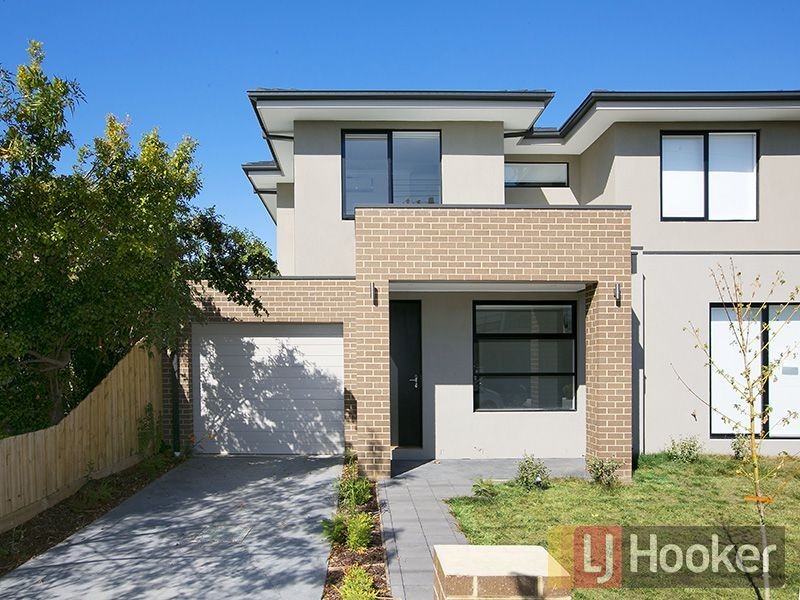 1/28 Koonawarra Street, Clayton VIC 3168