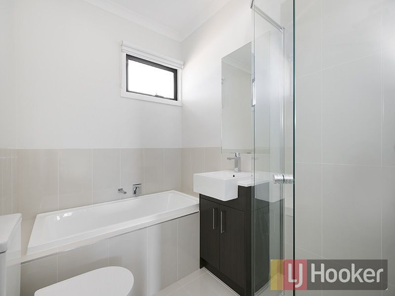 1/28 Koonawarra Street, Clayton VIC 3168