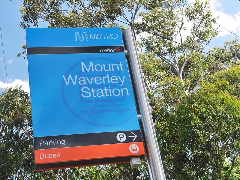 1 Beverley Grove, Mount Waverley VIC 3149