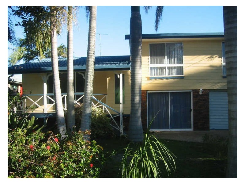 18 Rosewood Avenue, Cabarita Beach NSW 2488