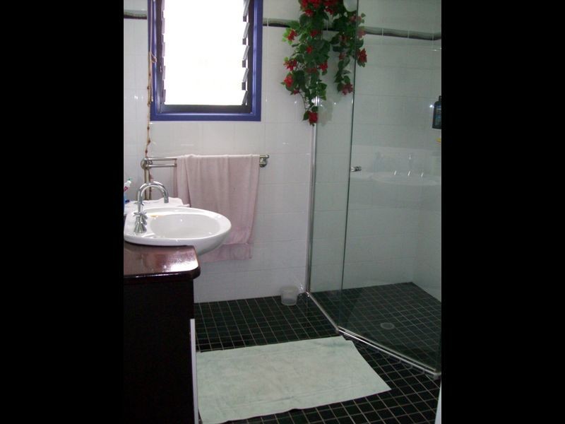 2/4 Poinciana Avenue, Cabarita Beach NSW 2488