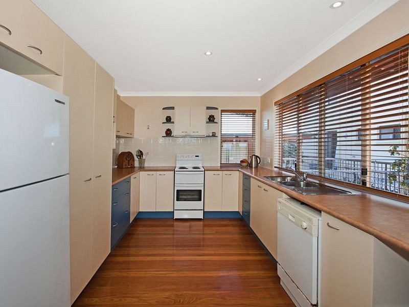 12 Coast Road, Hastings Point NSW 2489
