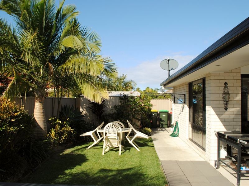 6 Moonee Street, Pottsville NSW 2489