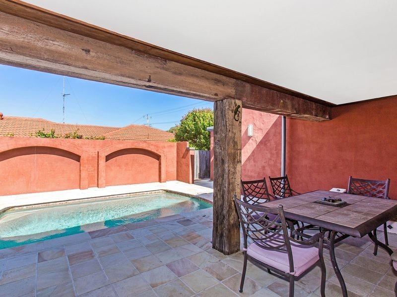 19 Poinciana Avenue, Cabarita Beach NSW 2488