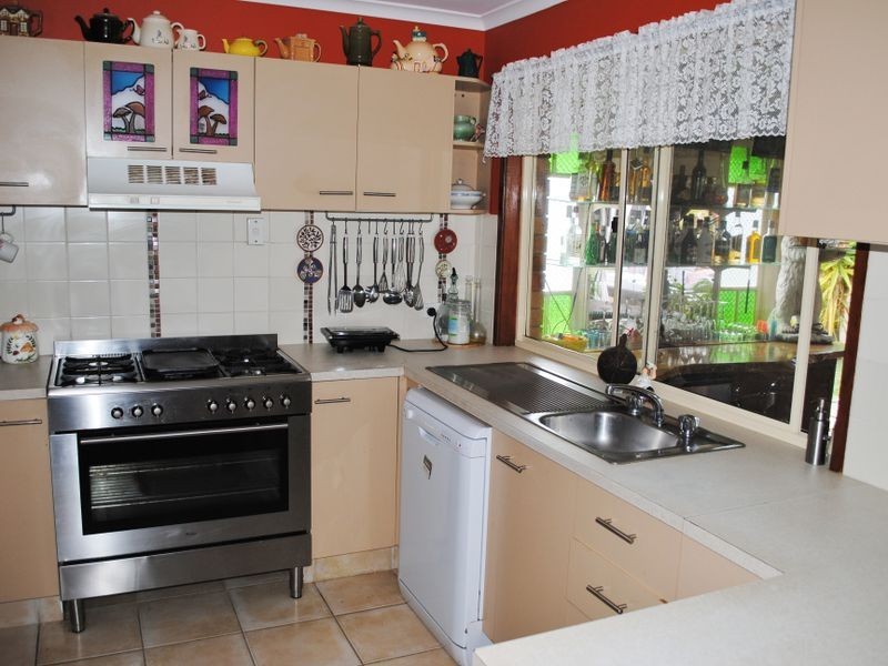 8 Carnarvon Court, Pottsville NSW 2489