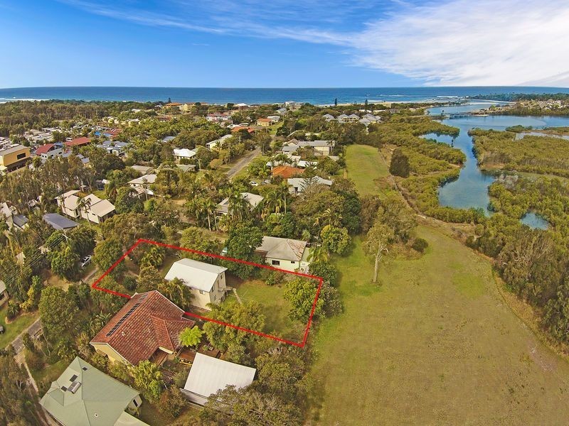 26 Creek Street, Hastings Point NSW 2489