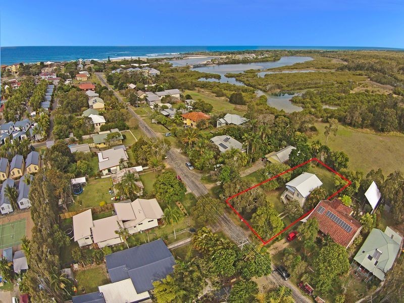 26 Creek Street, Hastings Point NSW 2489