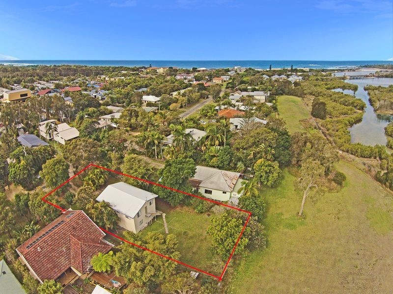 26 Creek Street, Hastings Point NSW 2489
